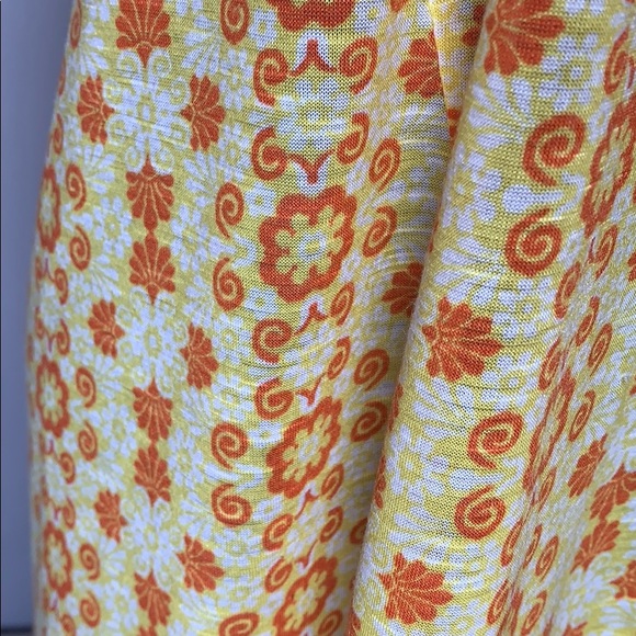 Charming Charlie Summer Boho Razorback Women’s Size L Sleeveless Yellow Tank Top - Picture 7 of 8